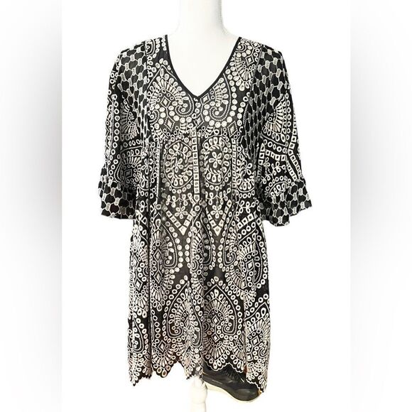 Anthropologie Akemi & Kin Sz 2 Brooke Eyelet Swing Dress Black White Boh… - Picture 4 of 6